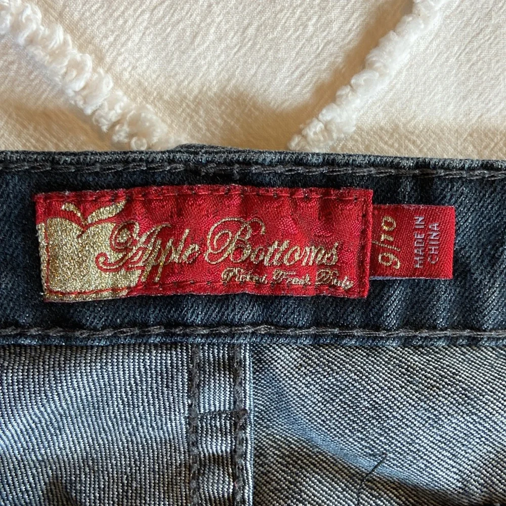 Retro Women’s Apple Bottom Jeans size 9/10 - Picture 3 of 14
